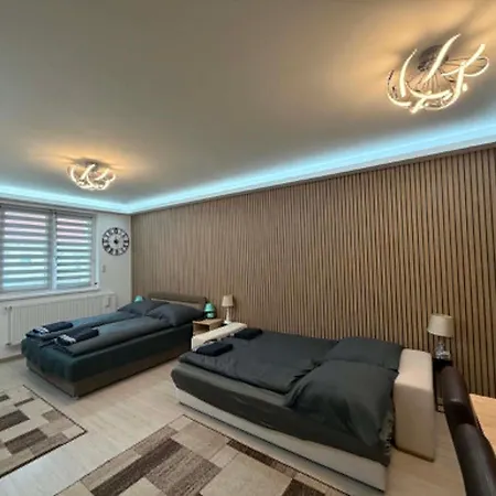Hatvan Luxury Apartmant 公寓